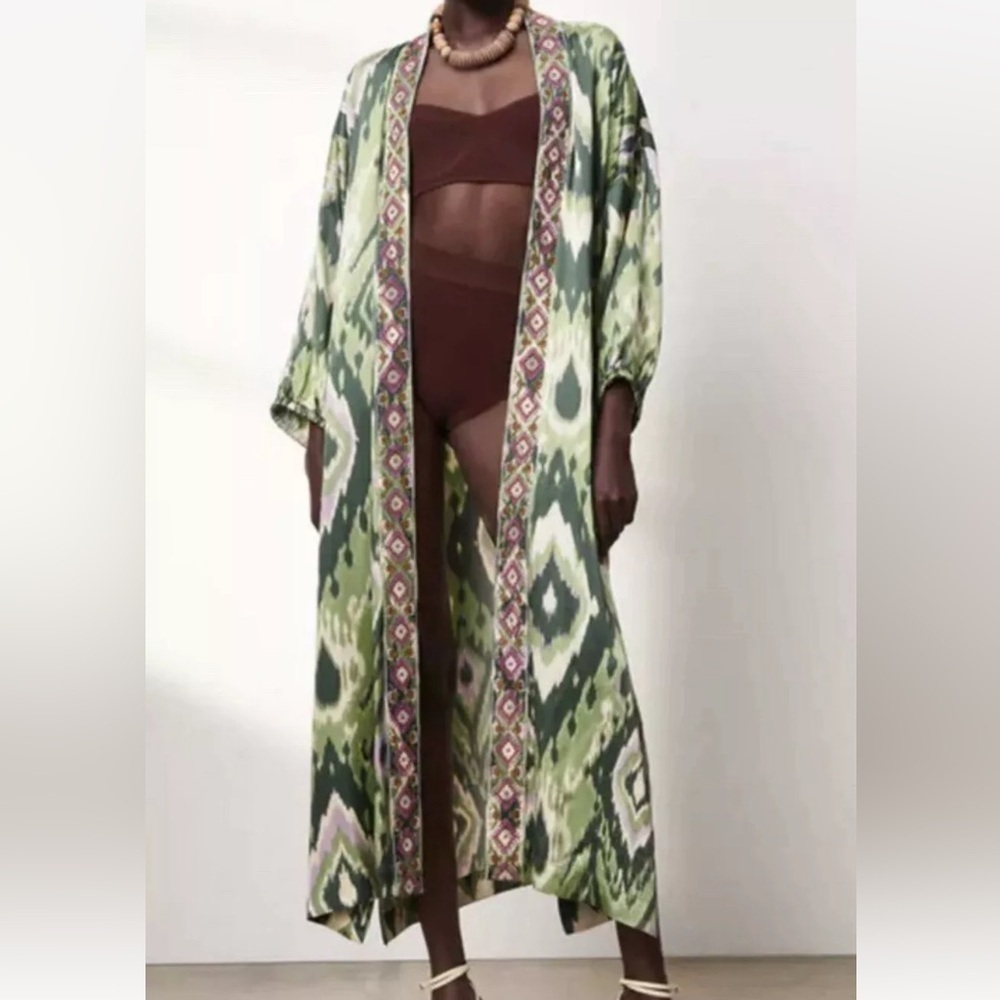 Zara Hanoi green ikat Embroidered Printed kimono oversized size Medium M